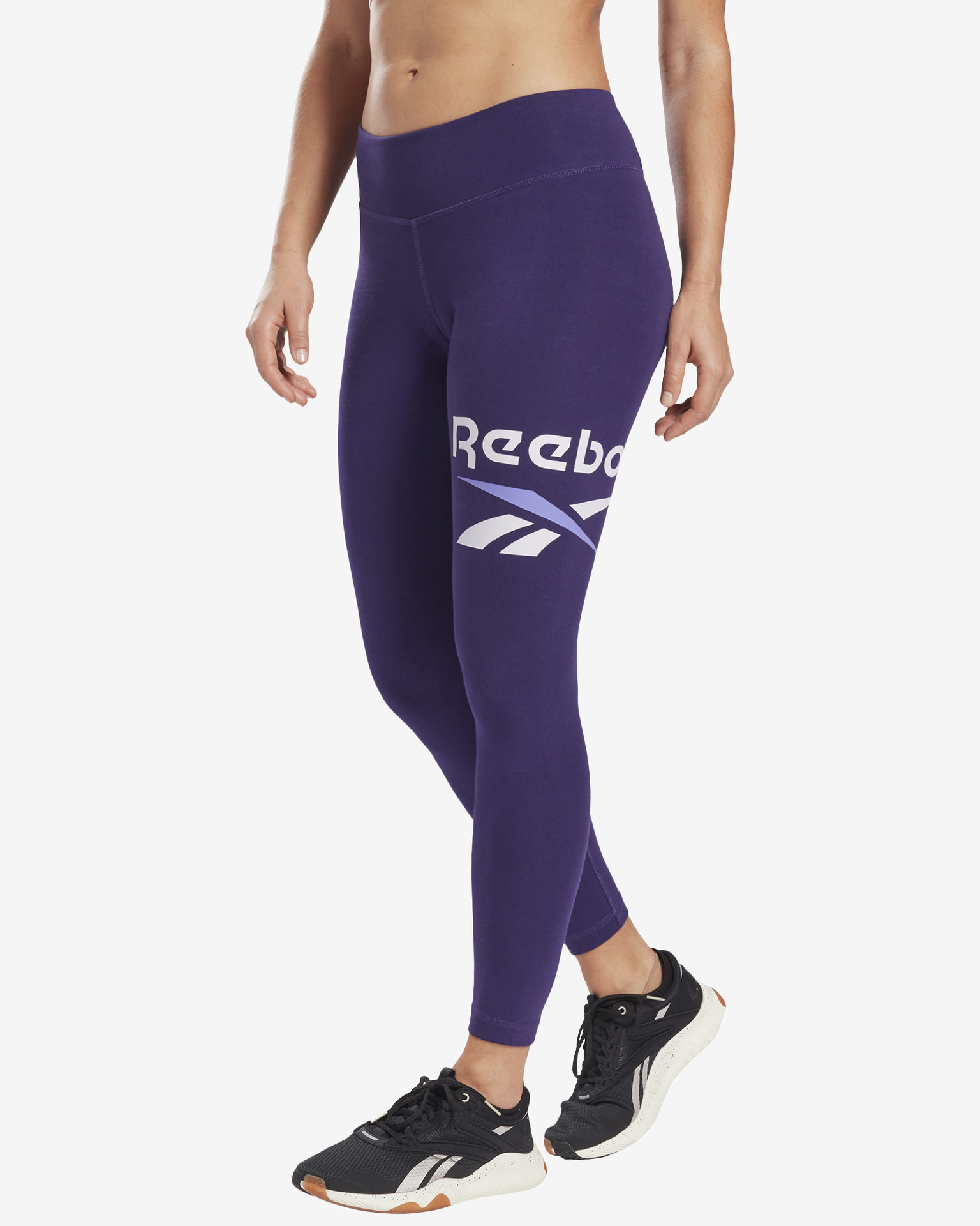 Reebok classics outfit | Sneaker outfits women, White sneakers outfit, Reebok  classic outfit
