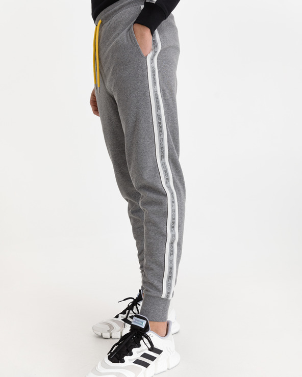 diesel peter joggers