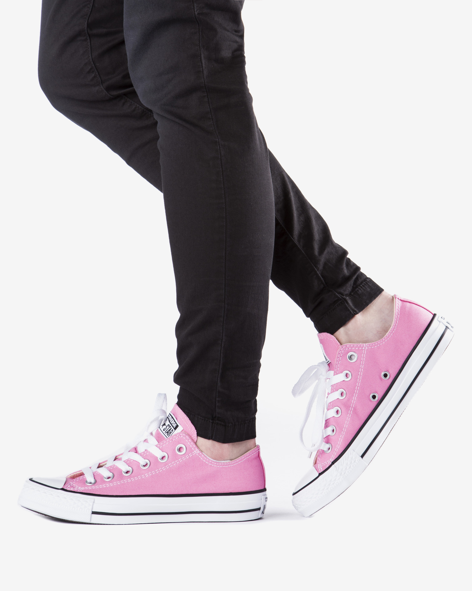 Chuck Taylor All Star Core Ox Sneakers 